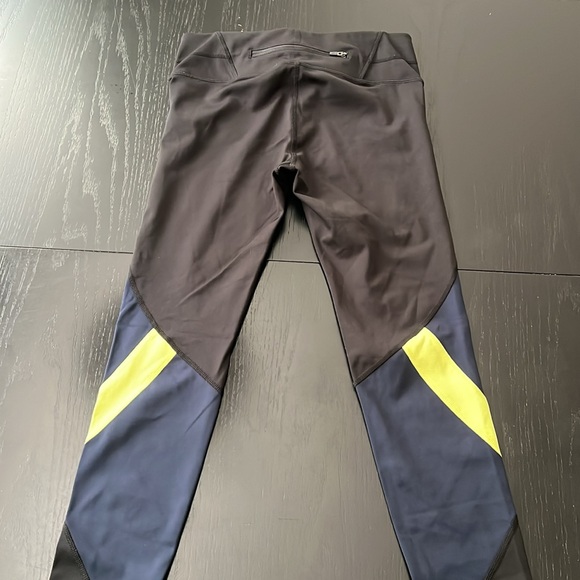 Athleta NWOT leggings - Picture 5 of 5